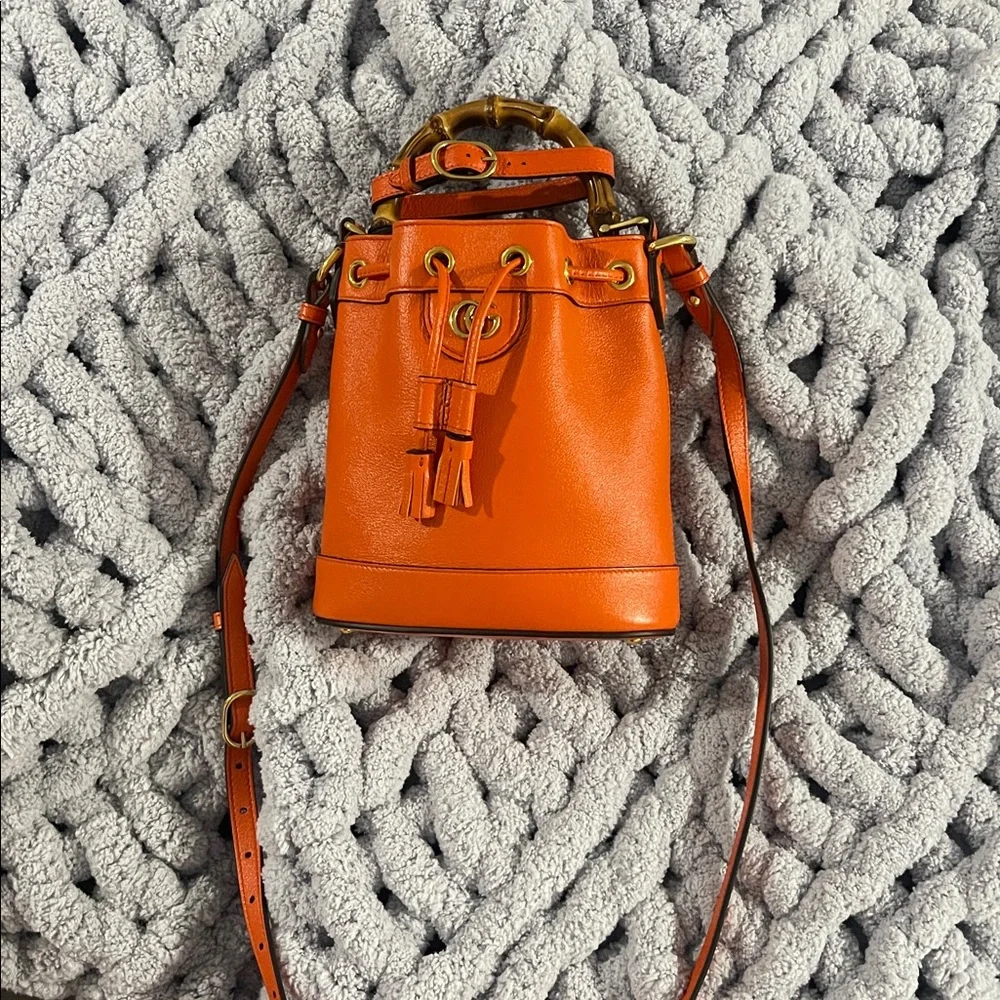 Gucci Diana Mini Bucket Bag